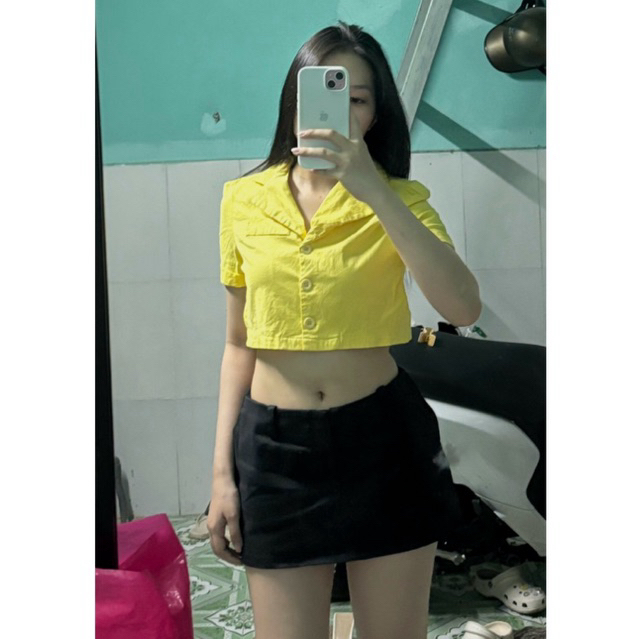 เสื้อครอปเกาหลี เสื้อคอปกเสื้อกั๊ก ไหล่พอง - Pass by Thudaoboutique