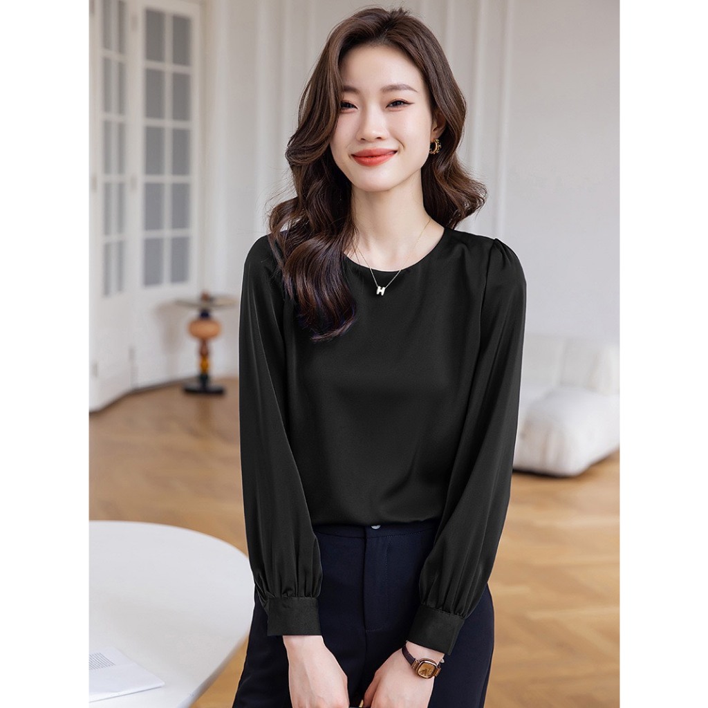 Ht เสื้อเชิ้ตผู้หญิงกลางอายุอย่างเป็นทางการเสื้อเชิ้ตแขนยาวคอเรือของผู้หญิงที่อ่อนเยาว์พร้อมไหล่พอง