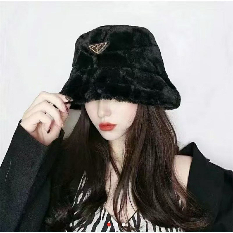 SPOTRS TRIANGLE TAG FUR HAT