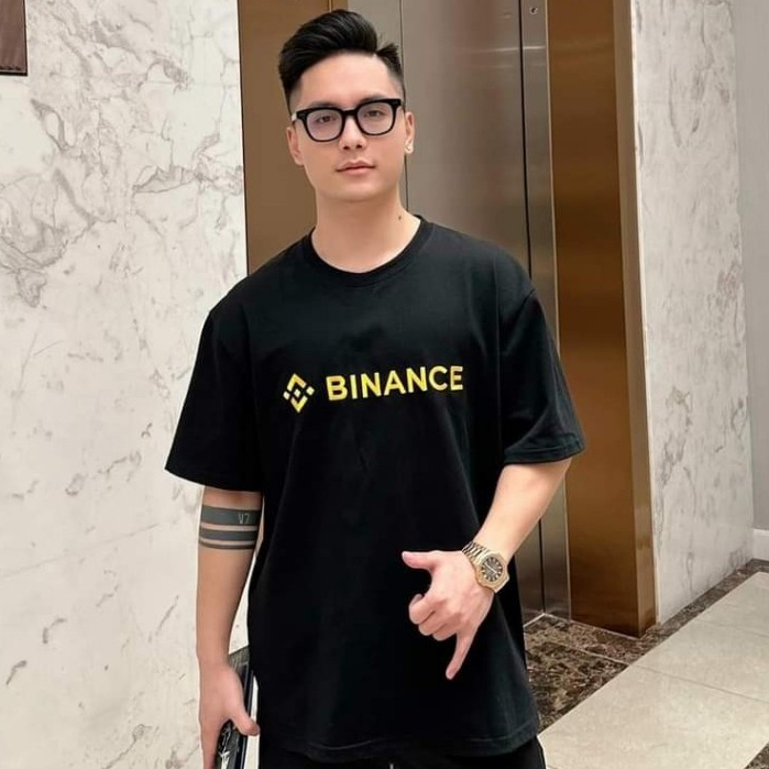 [ผ้า GSM 250] เสื้อยืดแขนสั้น Binance Bitcoin CZ แบรนด์ท้องถิ่น Unim Store ผ้าฝ้ายพรีเมี่ยม 100% UNI