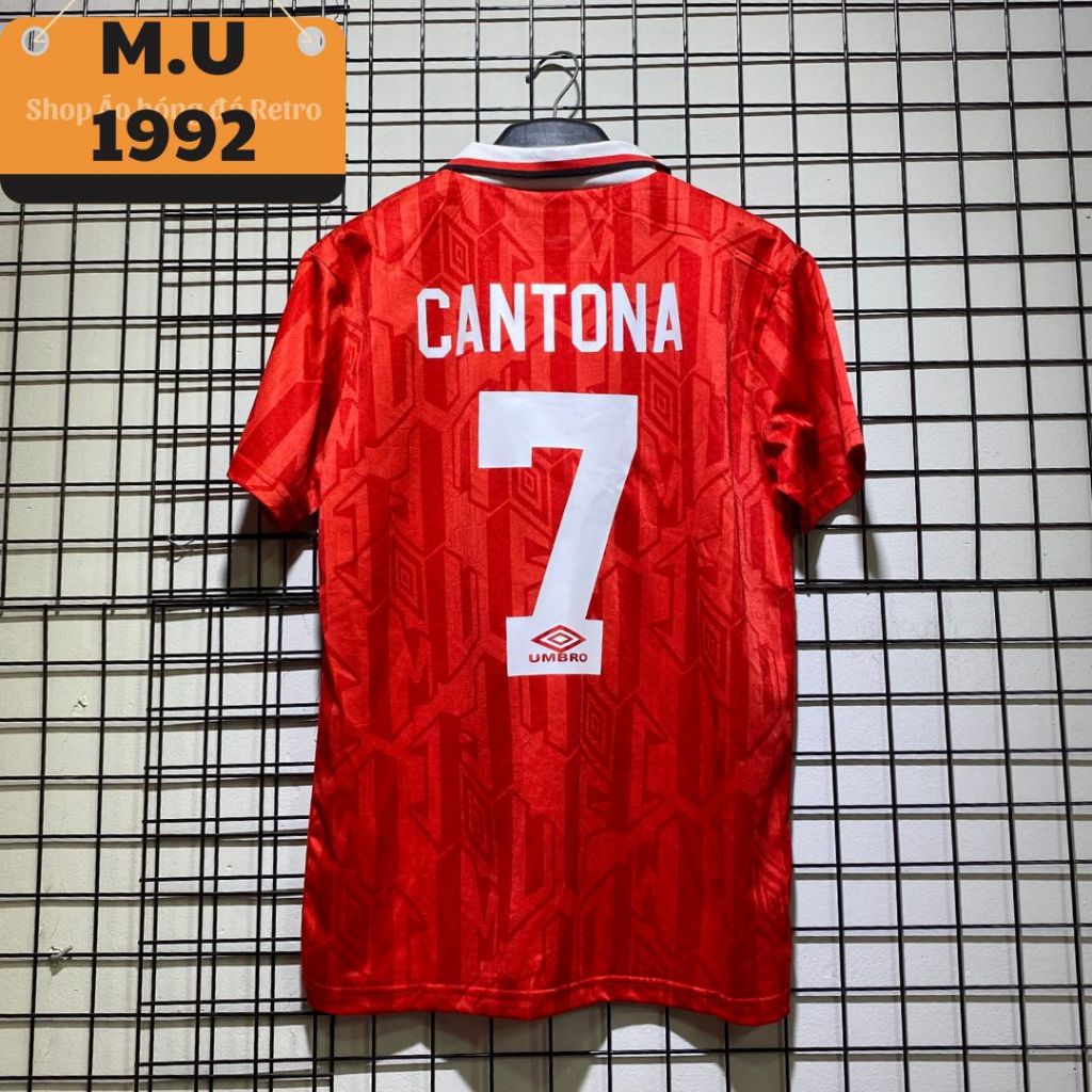 เสื้อฟุตบอลย้อนยุค Red MU 1992 พิมพ์ลาย Cantona-7 ผ้า Cotton โพลีเอสเตอร์ มีป้ายเดิม