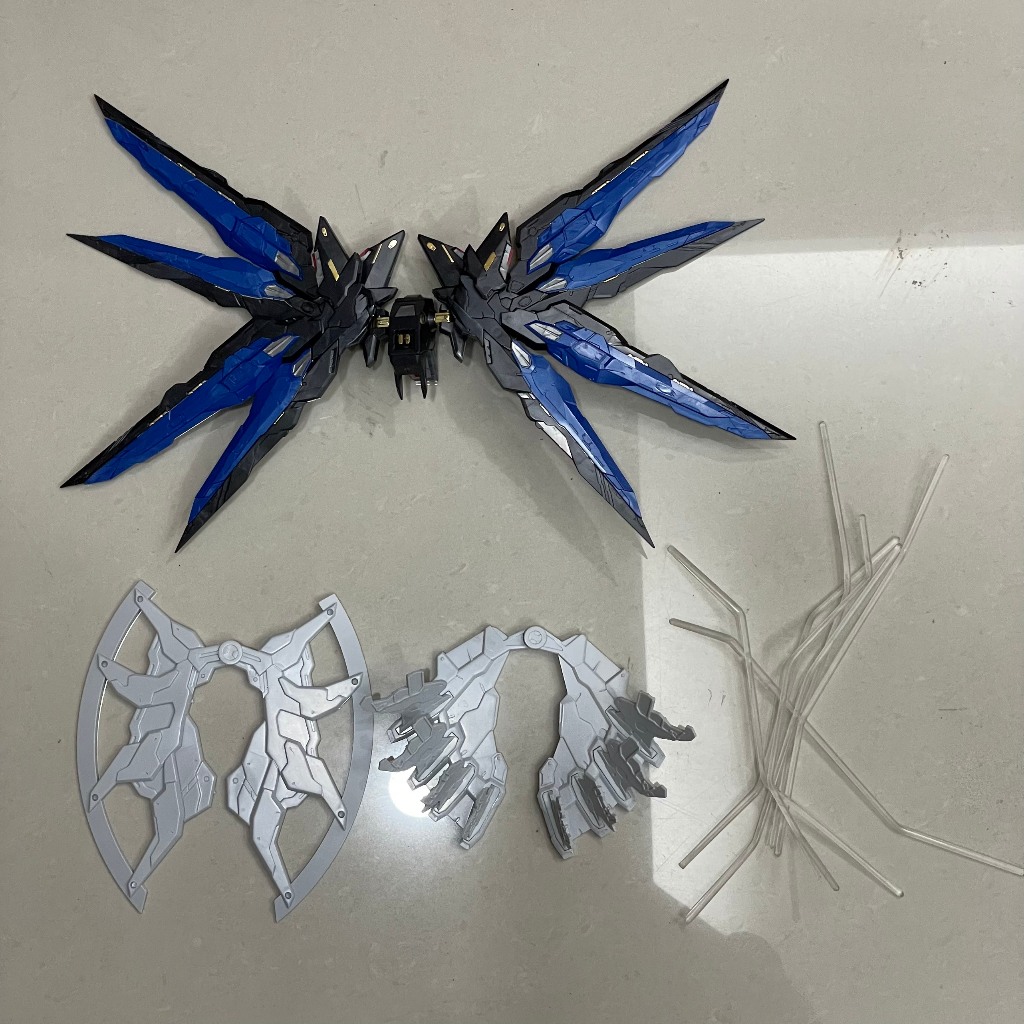 Strike Freedom ver mb 1/100 Daban 8802 กันดั้มโมเดลปีกชุดอุปกรณ์เสริม [ประกอบ 2 - โปรดอ่านคําอธิบายใ