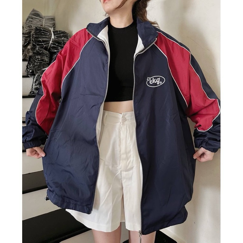 Ekg FASHIOS LOGO เสื้อร่มชูชีพสําหรับผู้ชายและผู้หญิง Ulzzang Unisex หลวมรูปแบบ Plain Bomber Jacket (ภาพจริง/มีจําหน่าย)