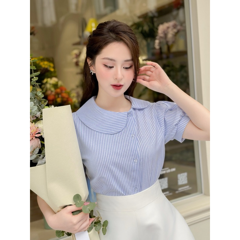 DORI STUDIO - Cici Top - เสื้อคอปกปาดไหล่ลายทางสีน้ําเงิน