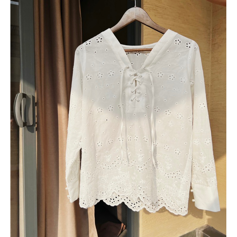 Mavin __เสื้อติ (เสื้อโบอิปักลาย)