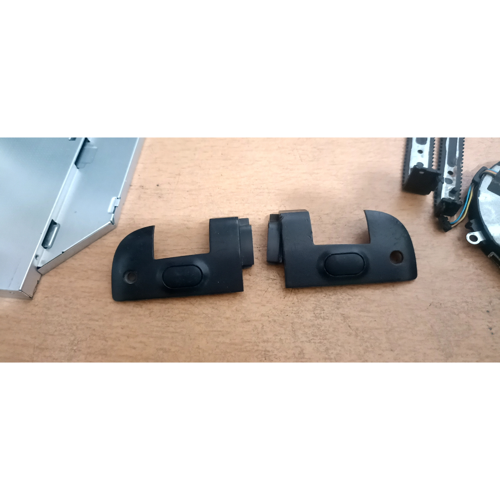 ฝาครอบด้านข้าง D คู่สําหรับ Hp 15-ab223tu 15-ab036tu 15-AB525TX 15-AB223CL 15-ab065tx