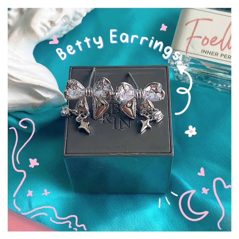 ต่างหูเครื่องประดับ La Sirena - ต่างหูเบ็ตตี้