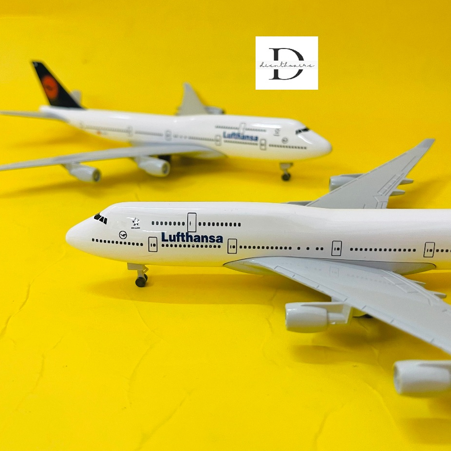 AIRCRAFT MODEL B747-400 "LUFFTHANSA" 20CM 1:400 SCALE WITH WHEELS (FULLBOX)