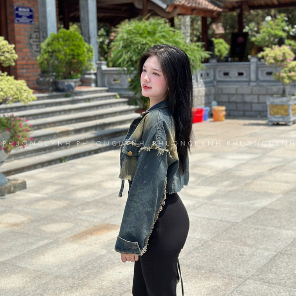 เสื้อครอปผู้หญิง แจ็คเก็ตยีนส์ แจ็คเก็ตยีนส์แขนพอง แจ็คเก็ตขาดผู้หญิงกับชายพู่ในผ้ายีนส์ ปลา274
