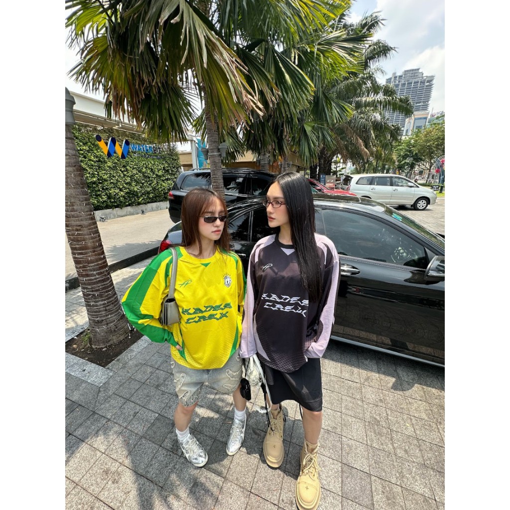 Hades FOOTBALL JERSEY เสื้อเชิ้ตแขนยาว Unisex ผ้าโพลียืดหยุ่น 4 ทิศทาง - แบรนด์ HADES ของแท้