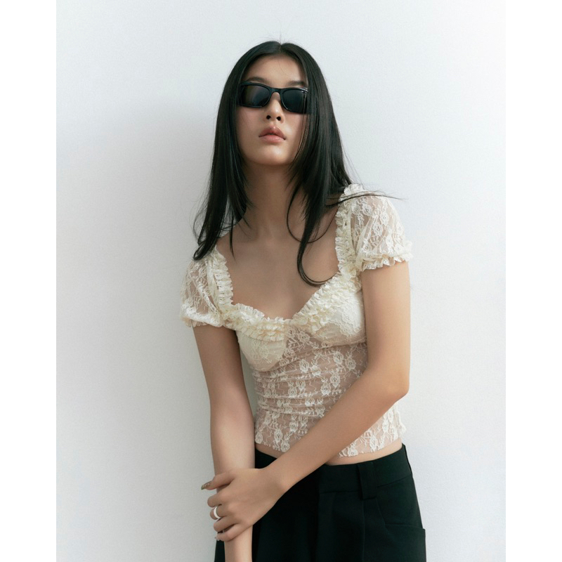 EIN.OFICIAL - KANE TOP (เสื้อลูกไม้)