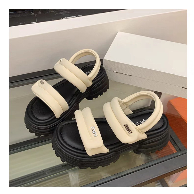 Miumiu รองเท้าแตะผู้หญิงสายรัดพัฟส้นสูง