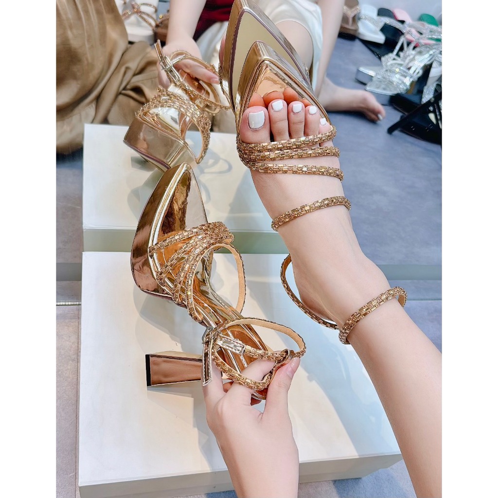[SMALL Feet BACK SIZE] KHANHLINH SHOES รองเท้าส้นสูงผู้หญิง - ROLL DIAMOND SANDAL 13CM