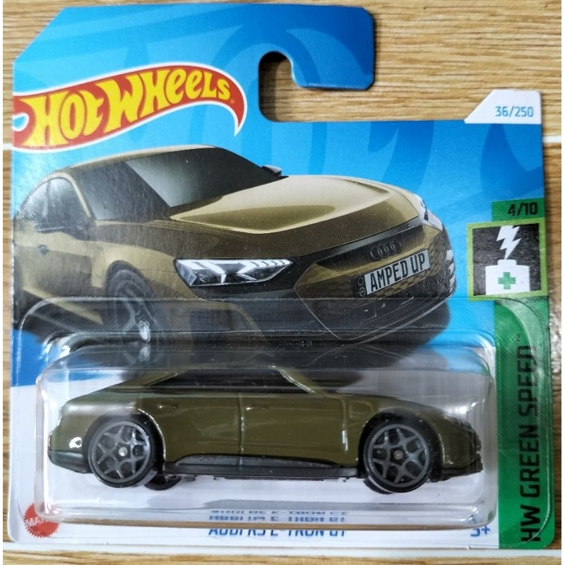 Store Minh Chung Toy Model Hot wheels basic G case Audi rs e-tron gt short card