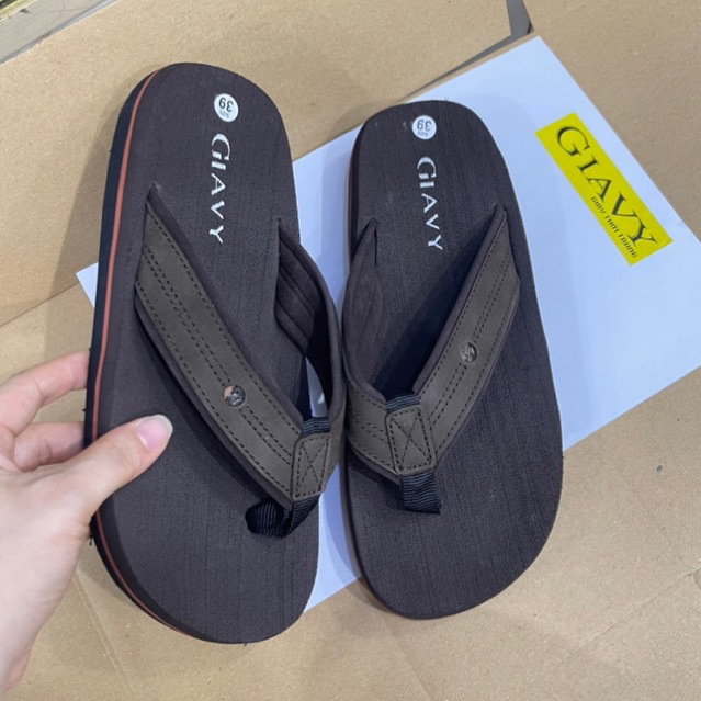 รองเท้าแตะผู้ชาย Giavy พร้อมพื้นรองเท้าเมาส์ (โฟม Gia Vy Q28 ของแท้ สูง 2 ม.)