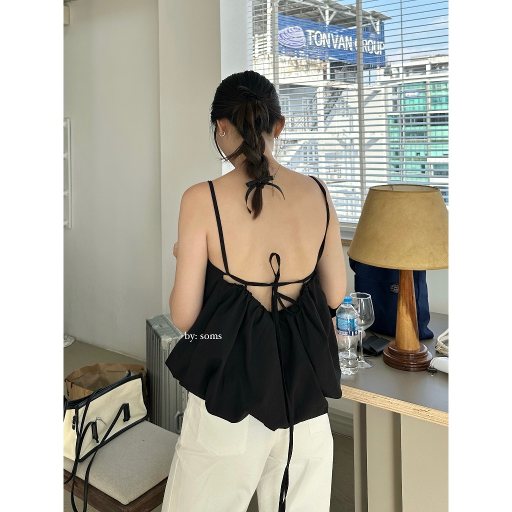 เสื้อกล้ามผ้าลินินเปลือยหลัง - Deli Top