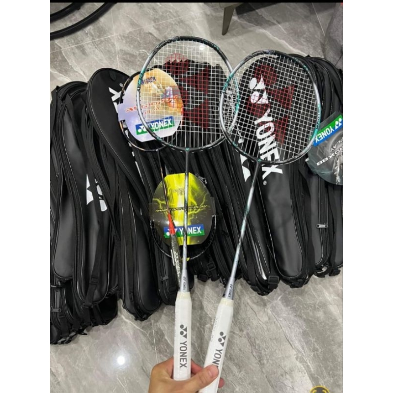 ไม้แบดมินตัน Yonex Astrox 88 Play 4u 2024 ใหม่ (ในประเทศ - ไม่รวมเคส)