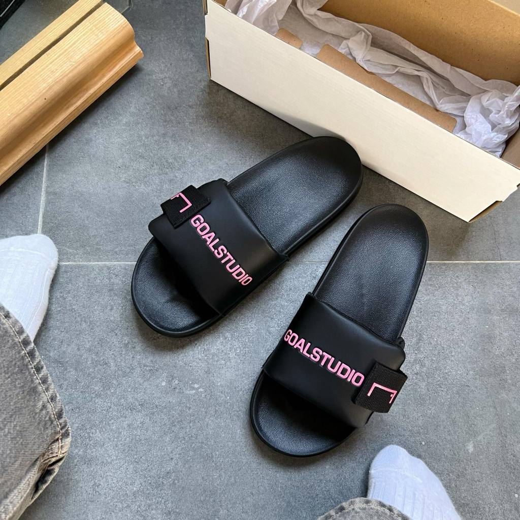 รองเท้าแตะ Goal Studio มีสายฉีก unisex / พื้น 2.5 ซม. / เบาและนุ่ม