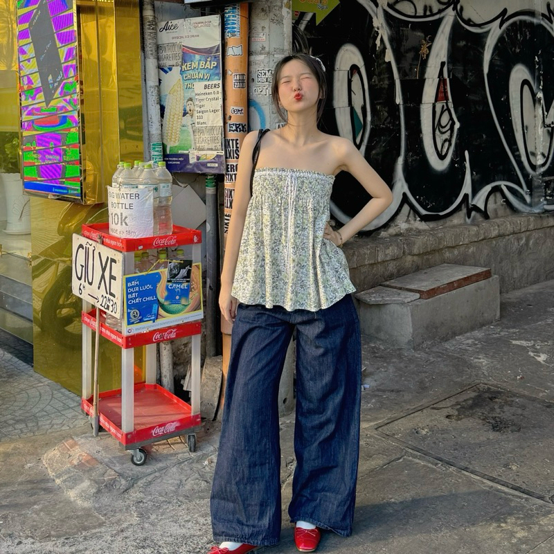 เสื้อเชิ้ต babydoll ลายดอกไม้ - Aufra studio
