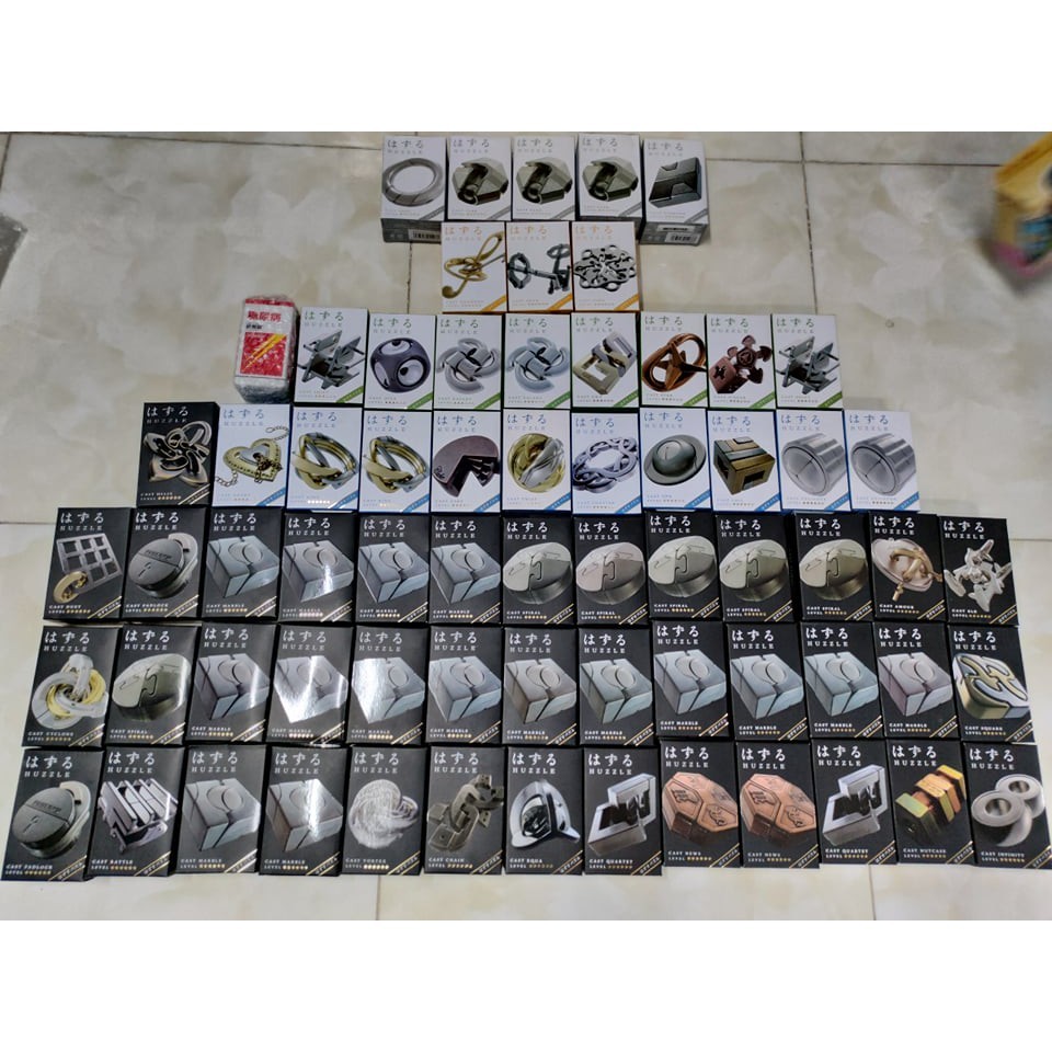 Hanayama ของเล่นปริศนา Huzzle ของญี่ปุ่น