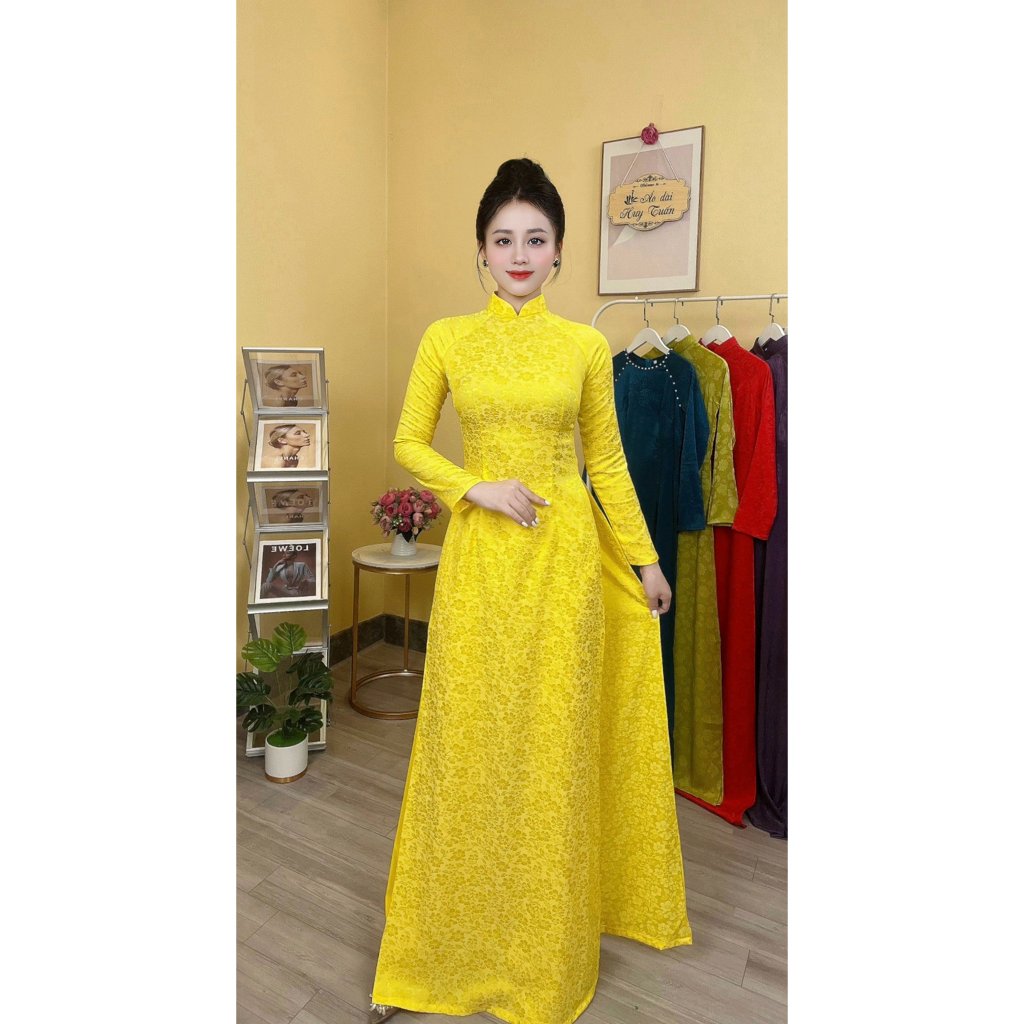 Thai Tuan Silk Brocade Ao Dai สีเหลืองสด แขนยาว คอปก 3 นิ้ว