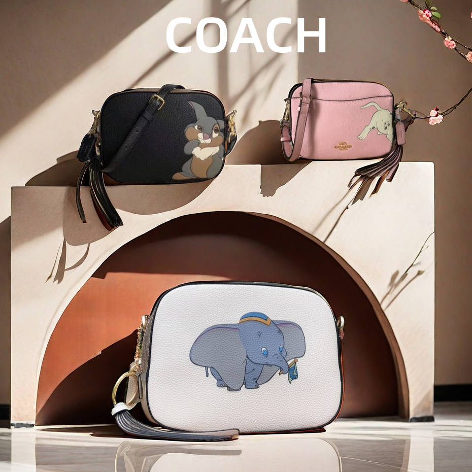 กระเป๋ากล้องผู้หญิง COACH รุ่น Disney Collection Cube 69252 ดัมโบ้ 69178 ลูกสุนัขสีชมพู 69253 กระต่ายดำ