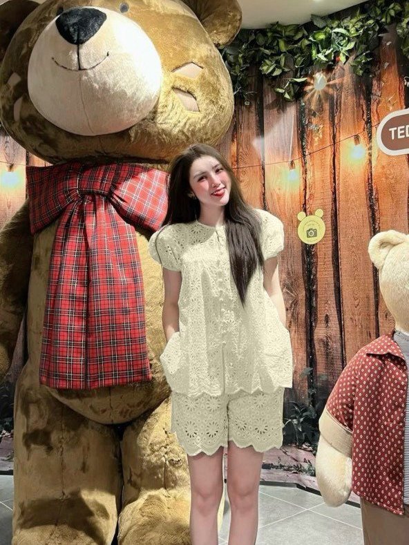 Set YOUTHFUL AND ELEGANT SHORT SLEEVE DESIGN MI RA STORE MIRA