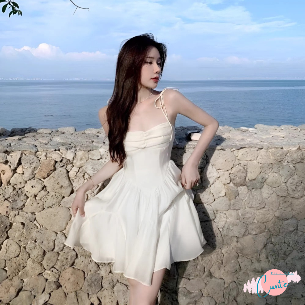 เดรสชายหาดจับจีบหน้าอกพร้อมน้ําหนักเบาและดึงดูดใจ Body Hugging Foam สวยสุด ๆ