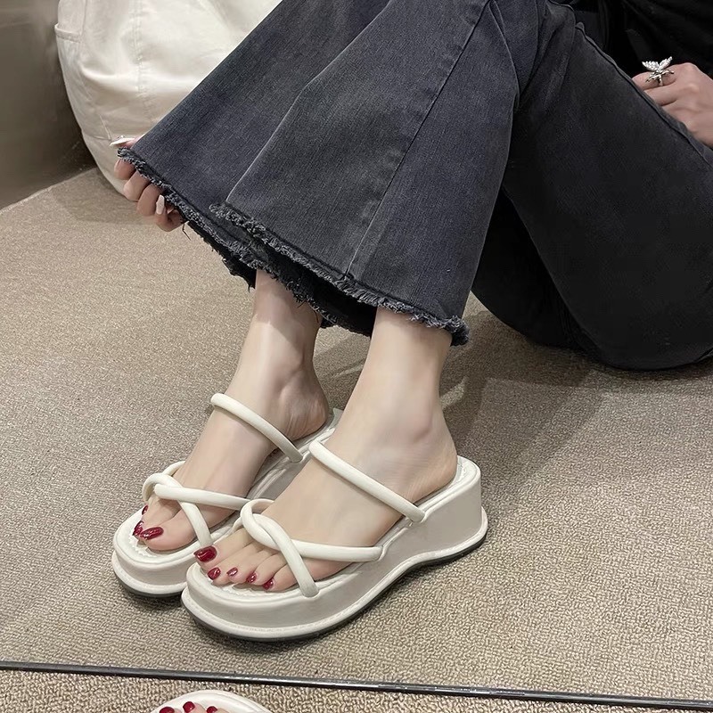 รองเท้าแตะผู้หญิงพื้นลิ่ม PU ของแท้ X888