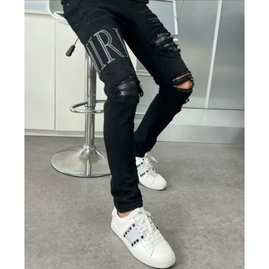 AMIRI MENS BLACK JEANS WITH LEATHER PATCHED SUPER BEAUTIFUL BODY