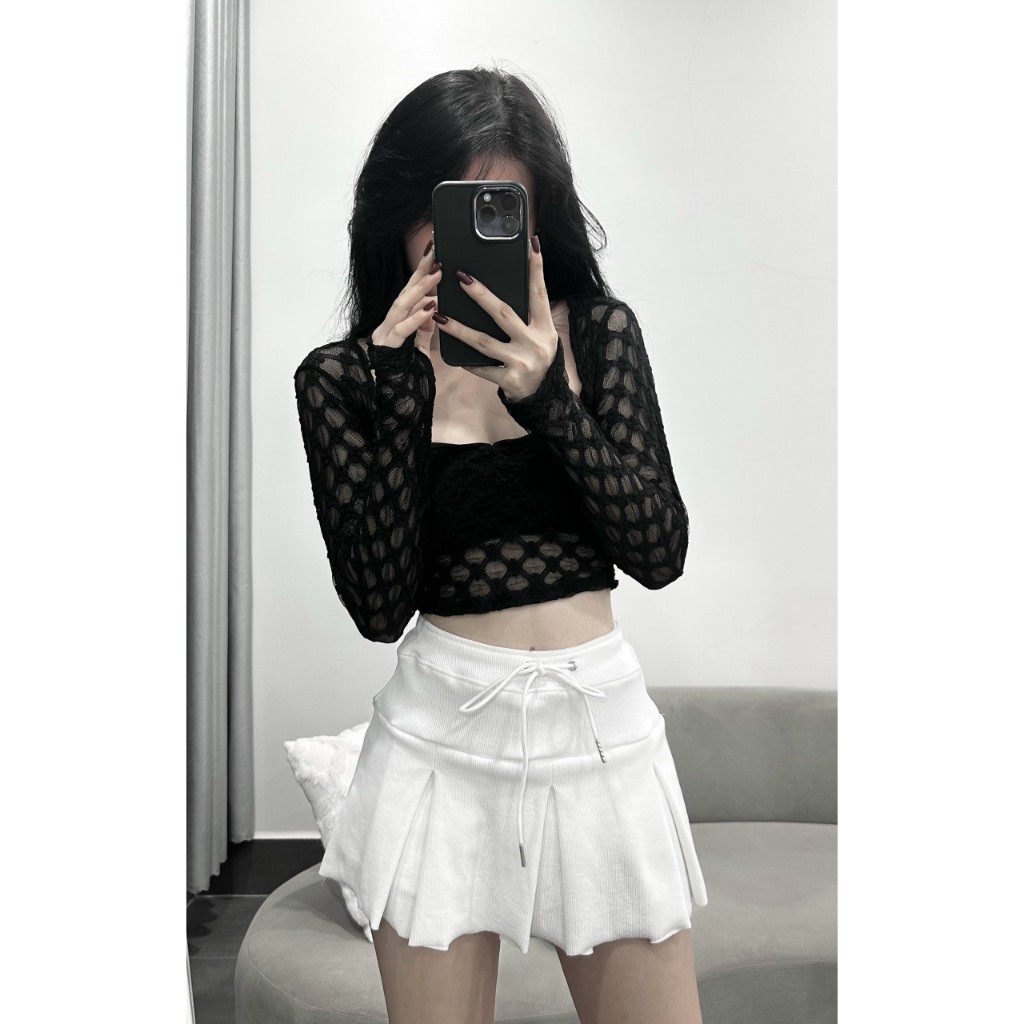 ชุดเสื้อครอปลูกไม้น่ารักคอปกสี่เหลี่ยม STL