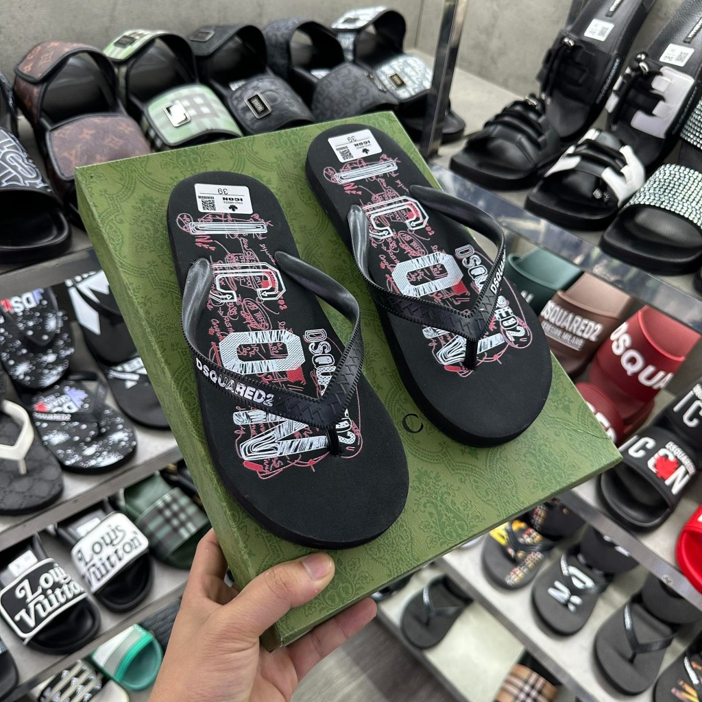 Dsq รองเท้าแตะชายหาดสําหรับบุรุษและสตรีพื้นโฟมยางนูนด้วยคํา ICON Dsq2 ลายกราฟฟิตี้ สายนูน
