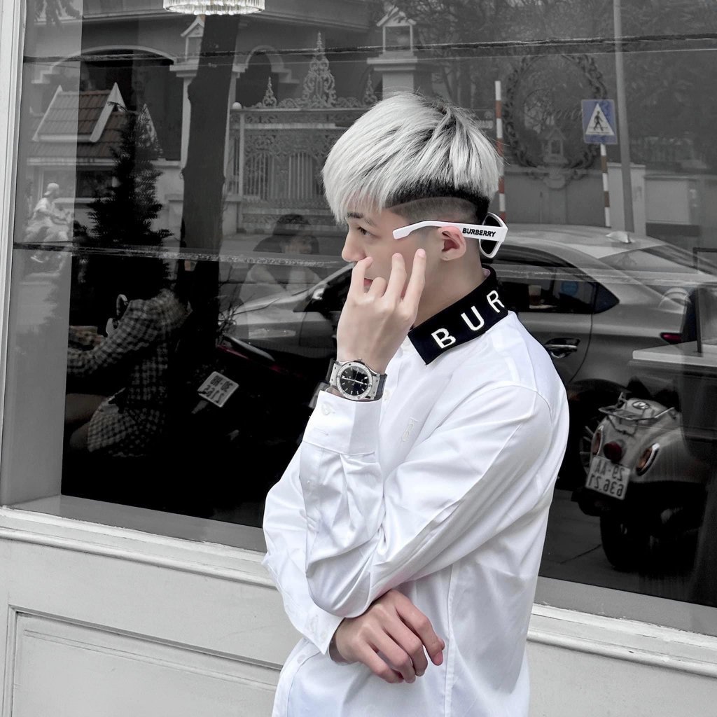 Bb เสื้อเชิ้ตแขนยาวคอปกเนื้อไหมพรมเนื้อเนียนต่อต้านริ้วรอยทรง ไม่จํากัดเพศ ตั้งแต่ 40-60กิโลกรัม
