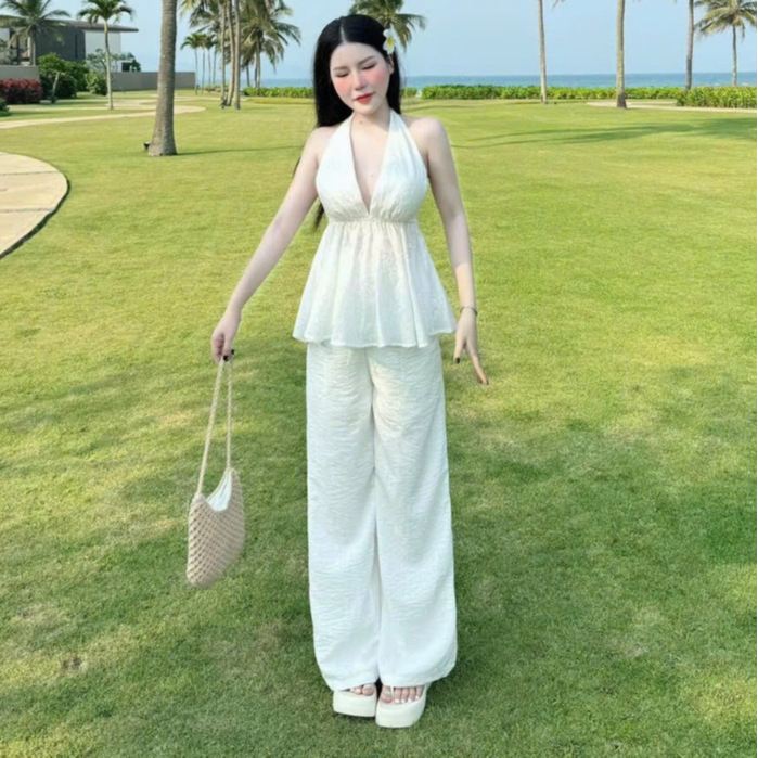 Set Camisole Collar Top, Cloudy Straight Pants - สวย