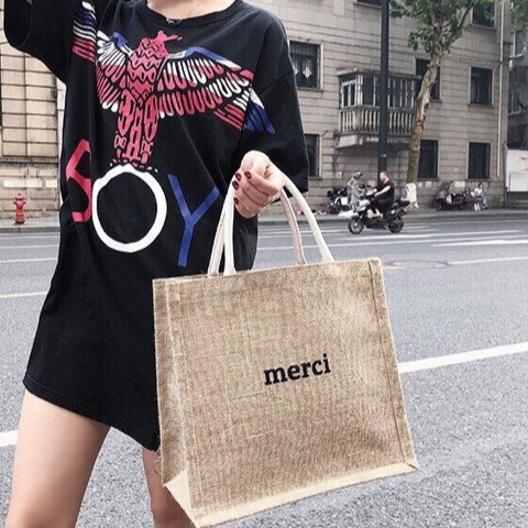 Merci กระเป๋าฟางสะพายไหล่แบบพกพาสะดวก กระเป๋าเดินทางแฟชั่น MERCI