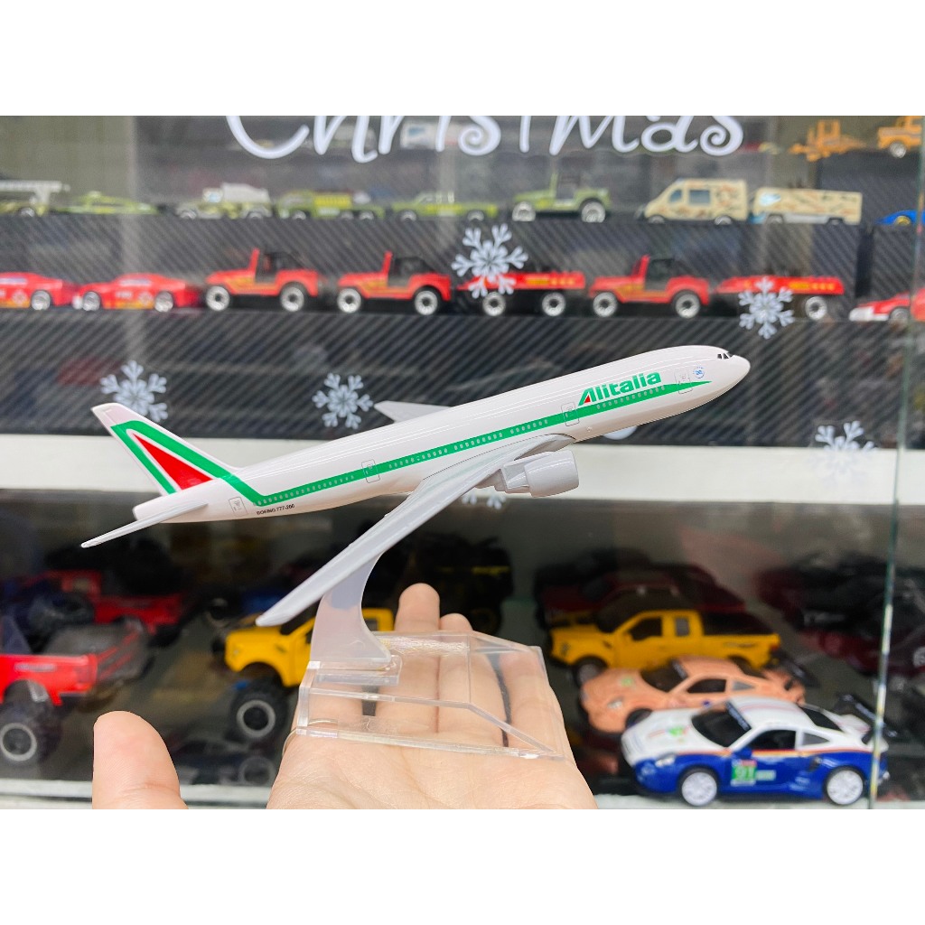 Alitalia Boeing B777 เครื่องบินโลหะ 16 ซม. รุ่น MB16075