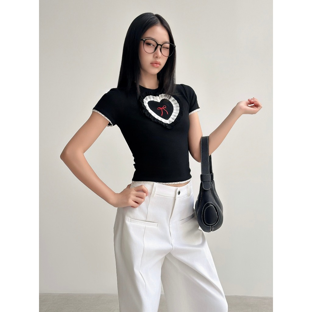 Baby Tee Lace Bow ปักดีไซน์สีดํา - HOO DESIGN