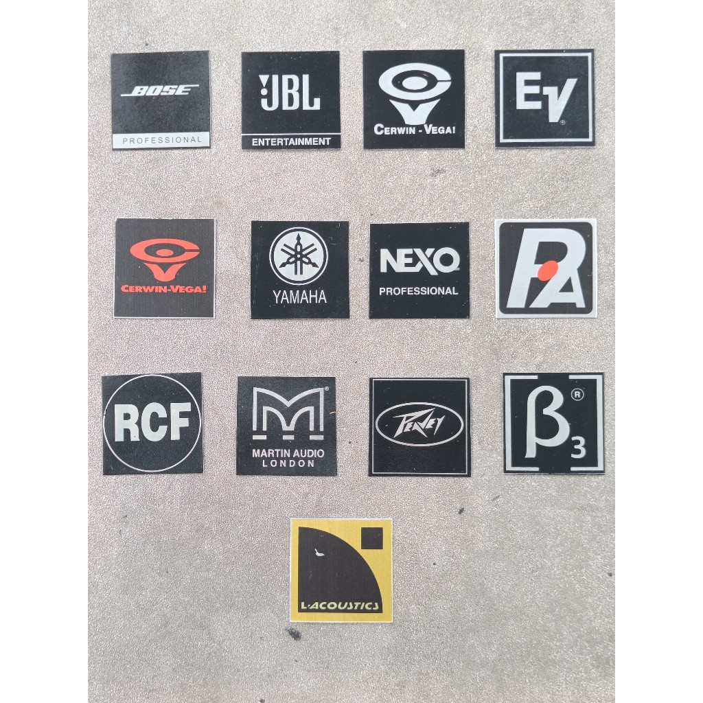 สติ๊กเกอร์กล่องลําโพงอลูมิเนียม ป้ายโลหะตกแต่งลําโพง จากหลายยี่ห้อ ขนาด 5ซม x 5ซม (1ชิ้น)