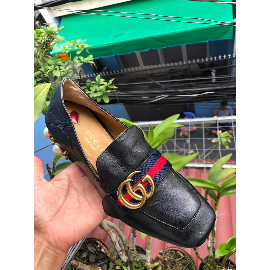 รองเท้าผู้หญิง Gu Xi Italian หนังแท้ มือสอง