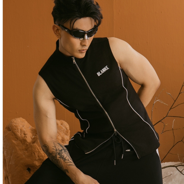 Blankespace Blonde Tee เสื้อกีฬาผ้าริบเบียนสองสีสําหรับผู้ชายและผู้หญิง Unisex