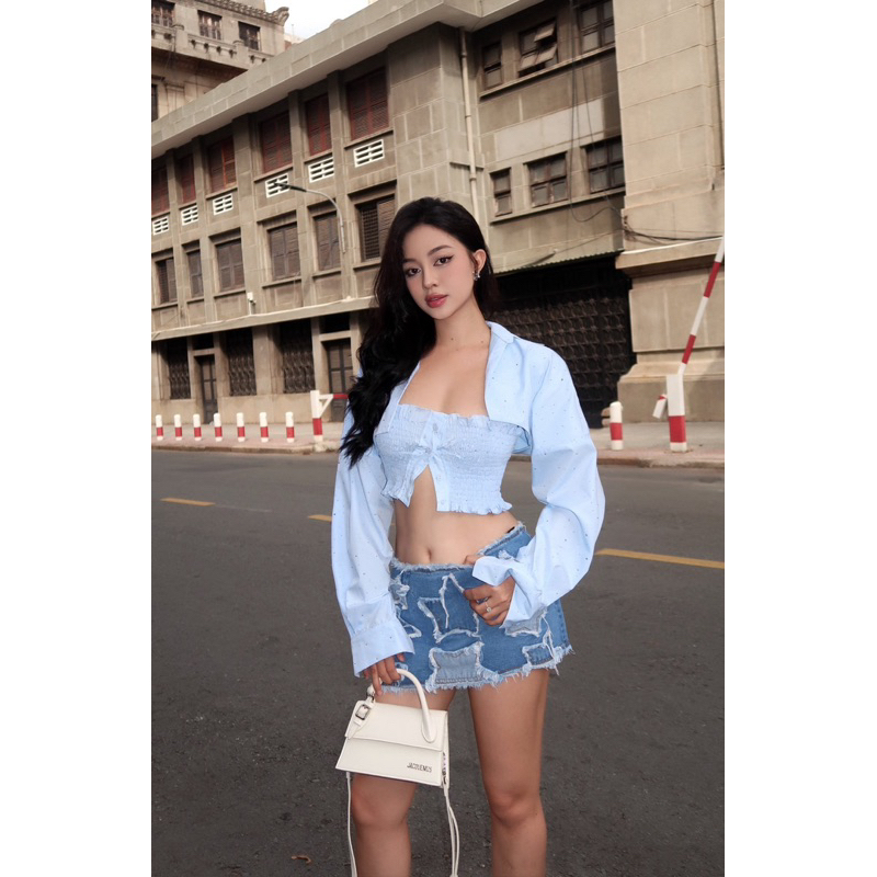 เสื้อ 2 ชิ้น Set: เสื้อครอปบราเกาะอก + เสื้อครอปตัวนอก - Rivie Top AMELIE
