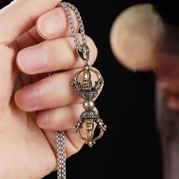 [รายการบูชาทันติกรรม] สร้อยคอ KV Bronze