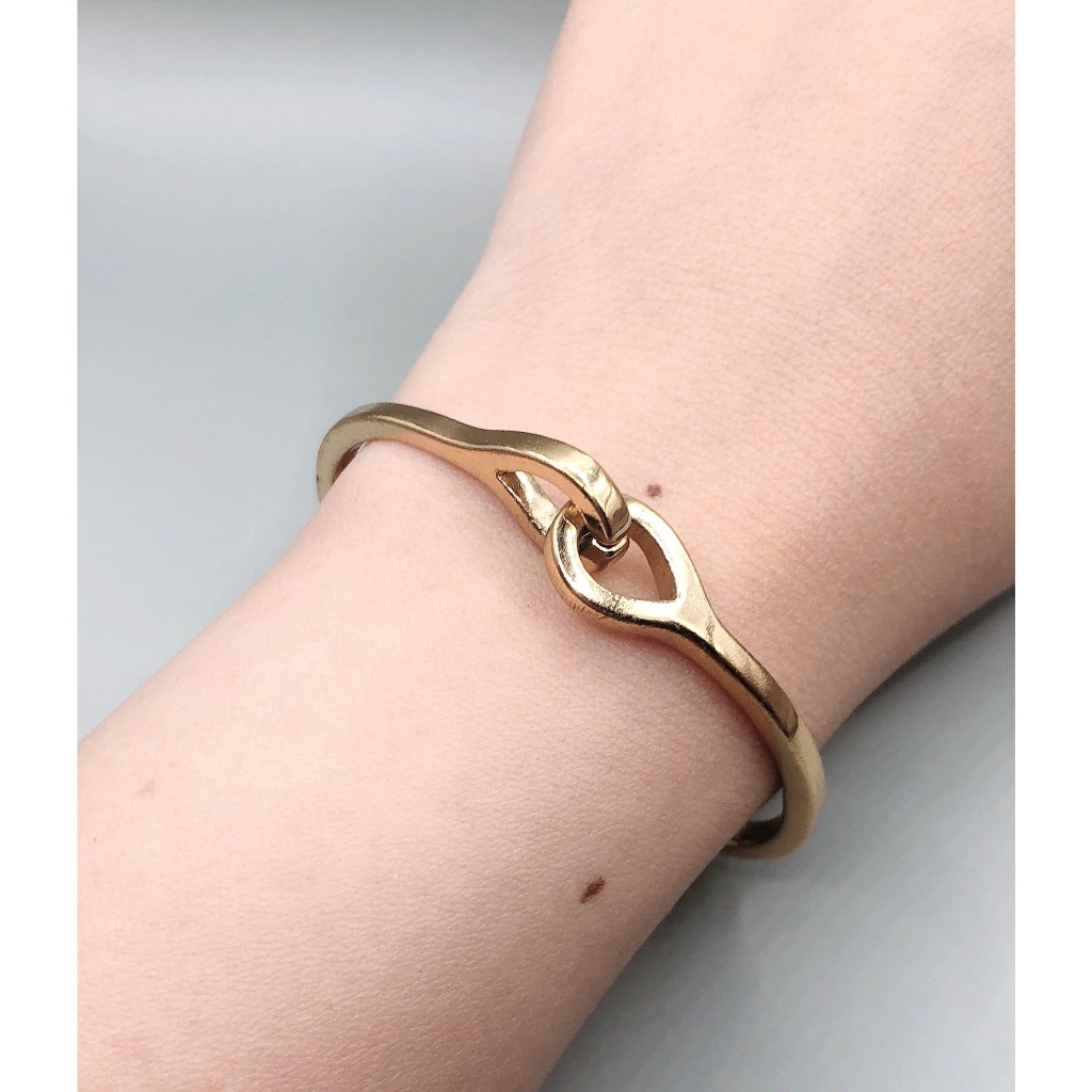 สร้อยข้อมือวินเทจ ยี่ห้อ AGATHA PARIS คัดสรรจากประเทศญี่ปุ่น