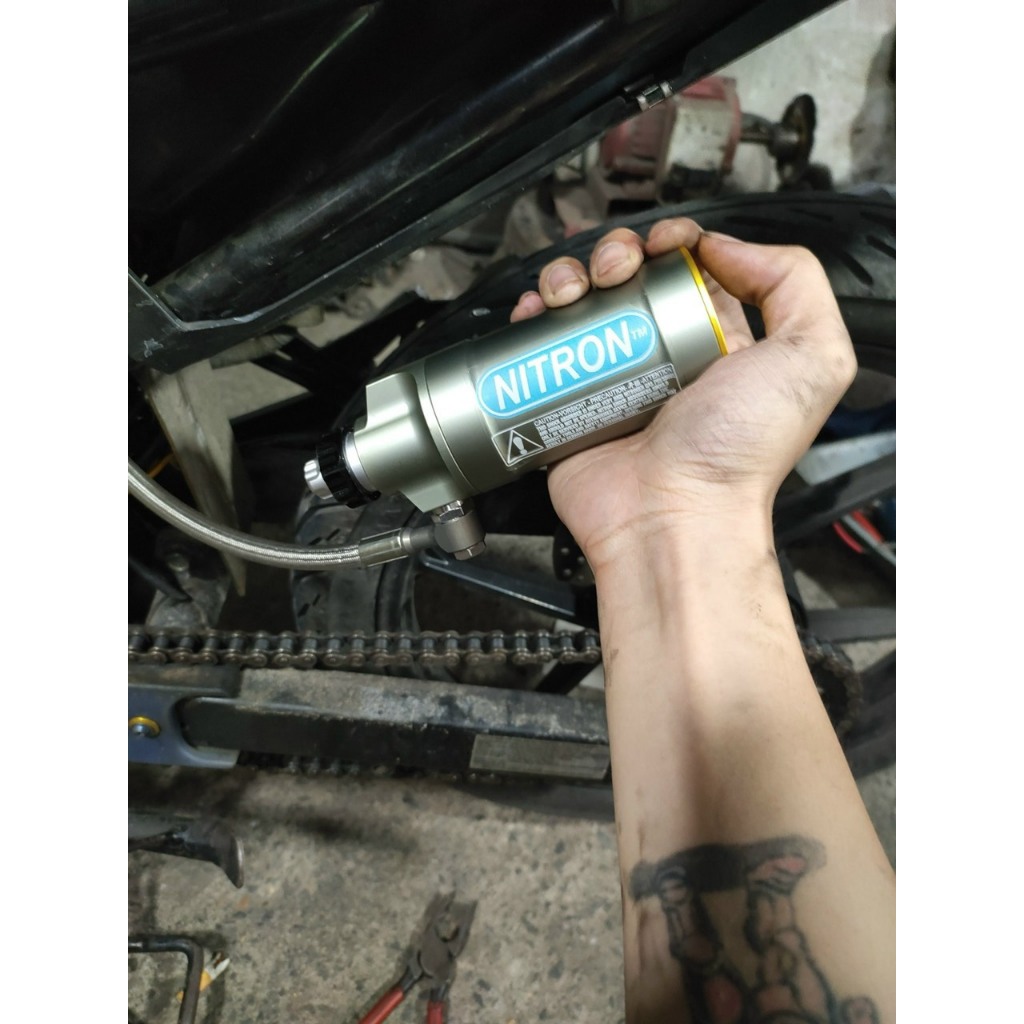 สติ๊กเกอร์ Nitron Logo ถังน้ํามัน exciter พิมพ์ลายหมึกนูนยูวี สวยมาก วัสดุตัวอย่างเหมือนแสตมป์แท้
