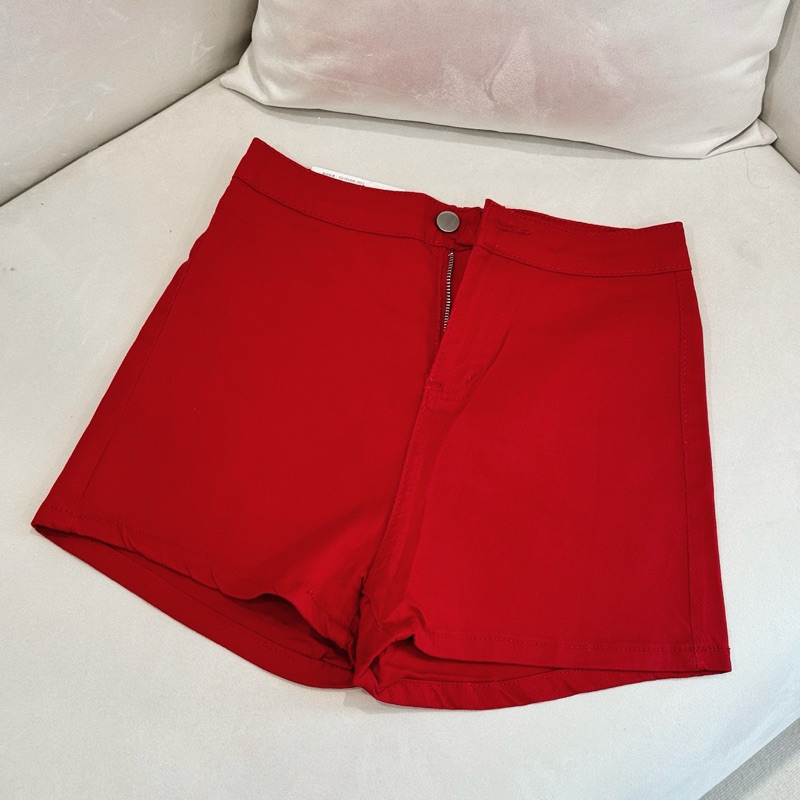 Red jeans Shorts - กางเกงยีนส์ยืดสีแดง Flattering - @rouje.daily