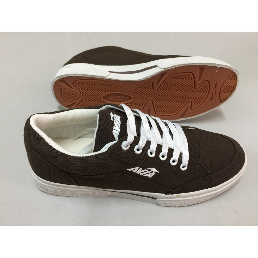 รองเท้า Avia Thuong Dinh สีดํา