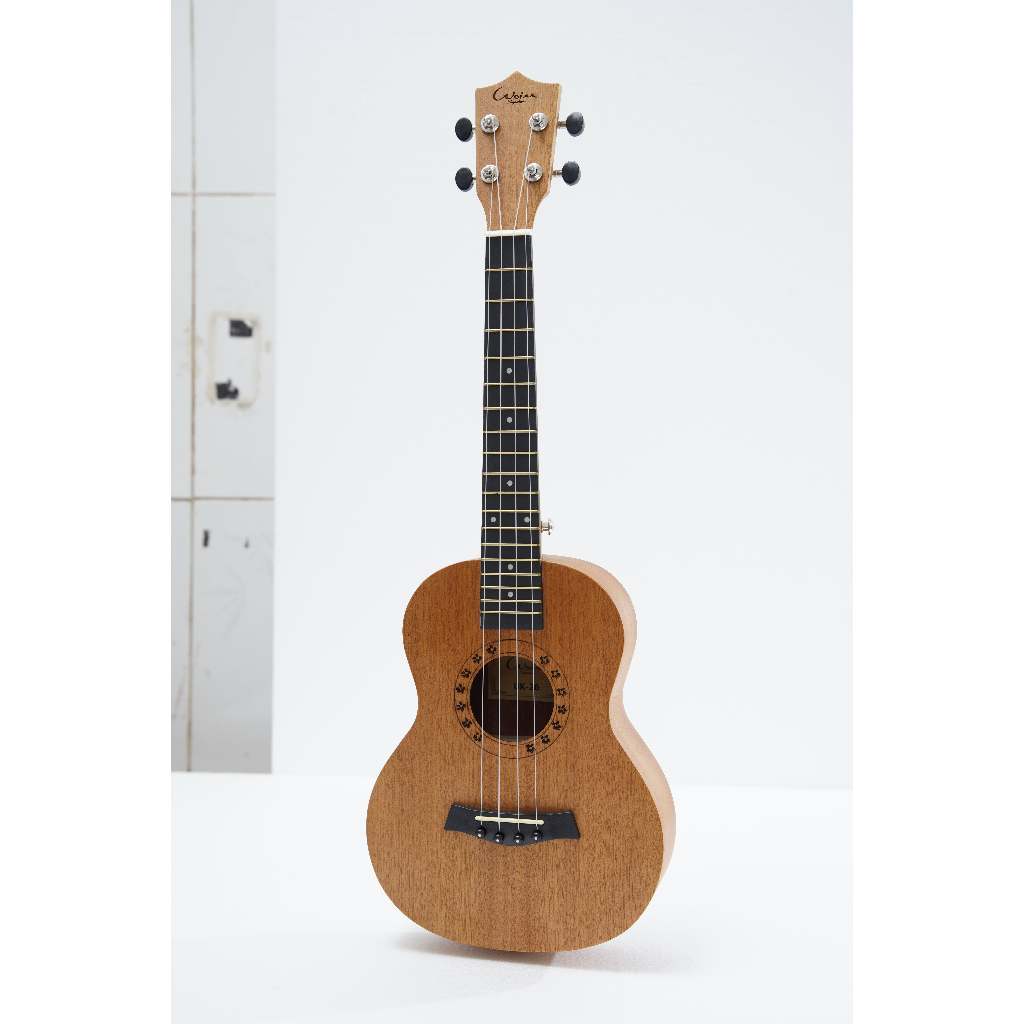 Patterned BRIGHT WOOD UKULELE CONCERT - ITEM