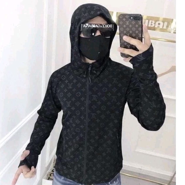 LV เลเวล เสื้อกันแดดชายหญิงผ้าระบายอากาศนิ่มโปร่งยืด4ทาง