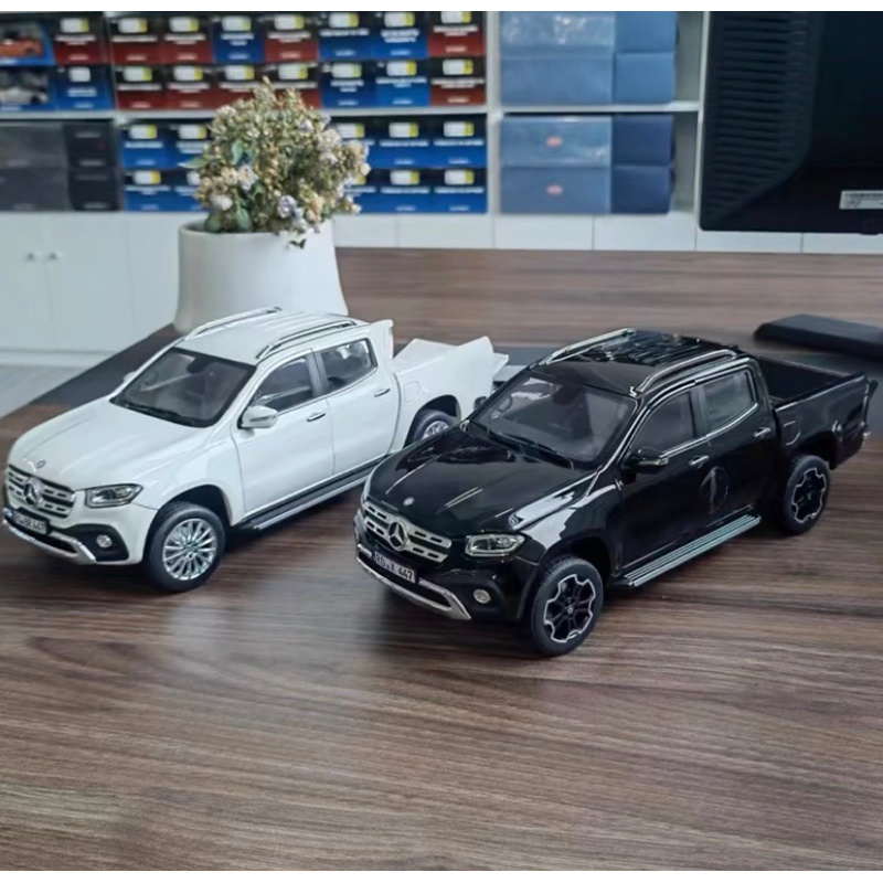 Mercedes - Benz X-Klass รถกระบะ รุ่น 1:18 สเกล (นอร์ฟ)