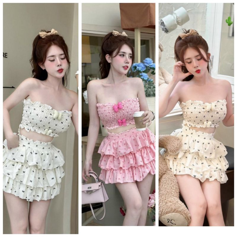 เซทเสื้อระบายผูกโบว์นูนและกระโปรงชั้นพิมพ์ลายสไตล์น่ารัก